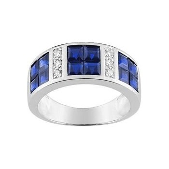 Bague PIANA or blanc 750 /°° diamants saphirs bleus 2.46 carats