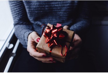 Quel bijoux offrir à une femme pour noël ? Notre sélection 2025